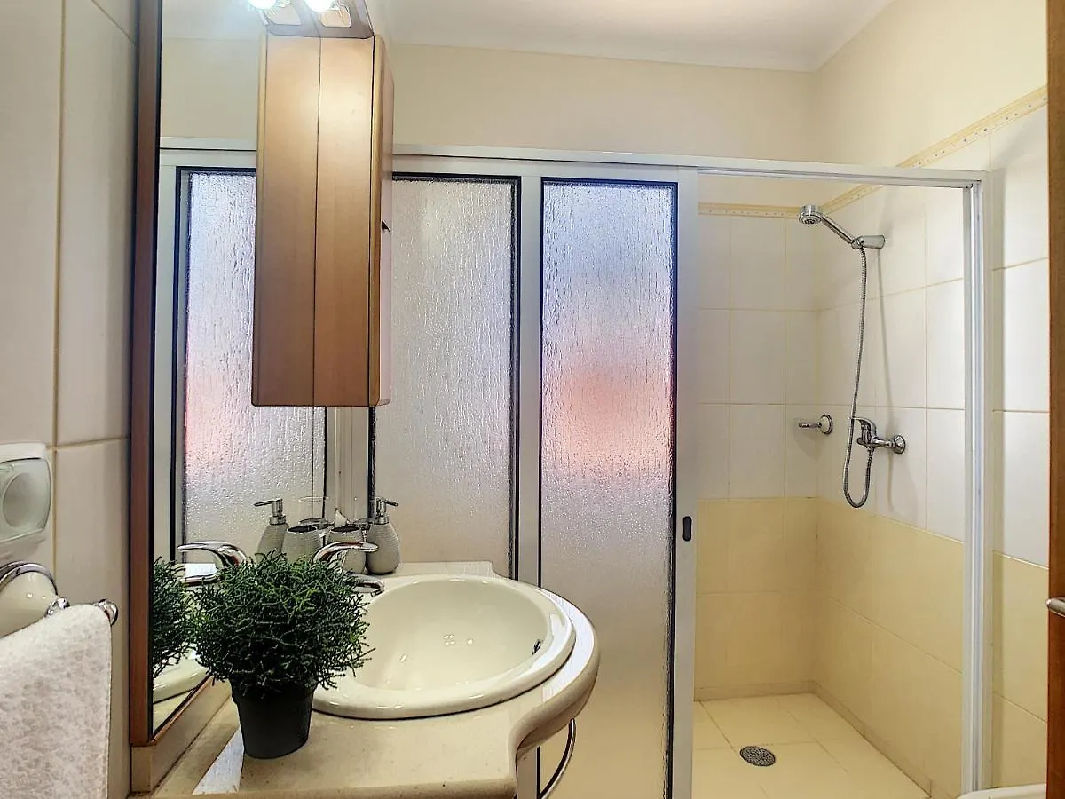 Casa Mes Amis By Lovelystay Relogio do Poiso
